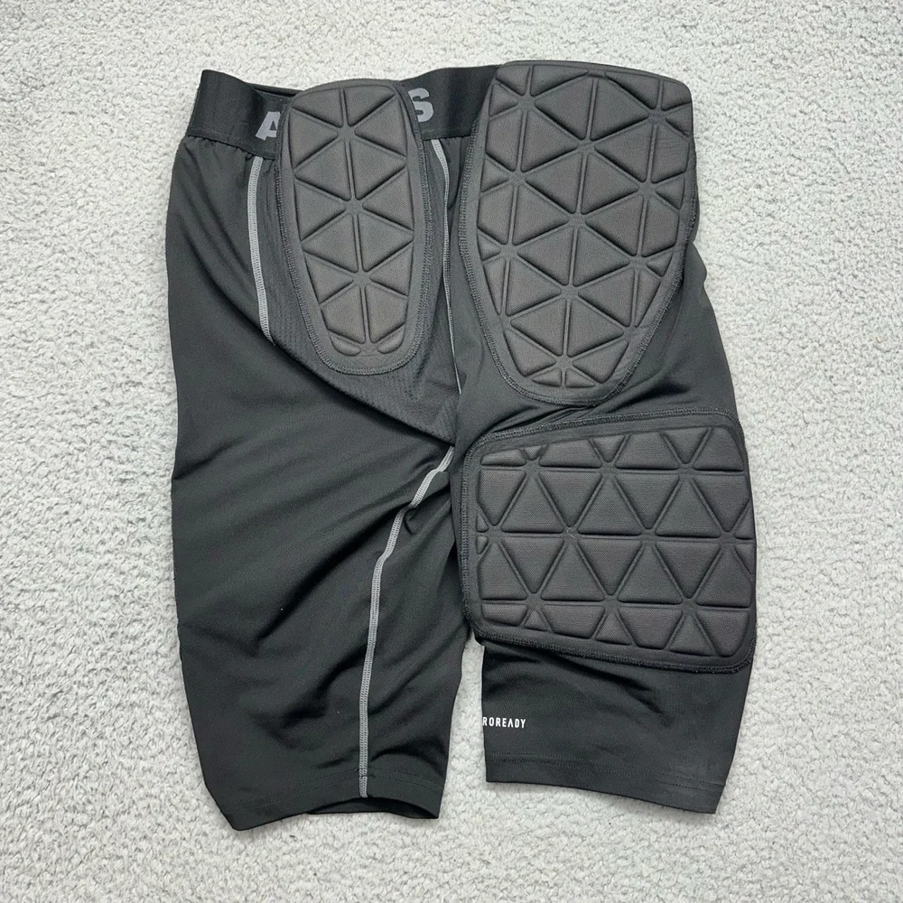 ADIDAS MAF3007‎ Mens Large Black Techfit 5-Pad Integrated Compression Shorts